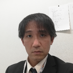 山崎 省吾