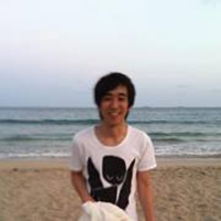 高頭 博志