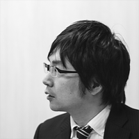 十川 亮平