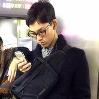 三上 航人
