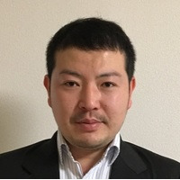 足立 信夫