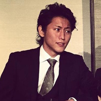 越島 悠介