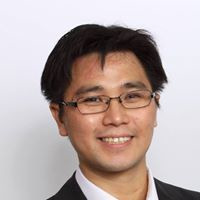 砂 亮介