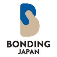 BONDING JAPAN メディア発信力×登録支援機関の専門実務  メディア事業＞動画／SNS／オウンドメディア運用などの戦略コンサル　外国人支援事業＞登録支援機関として特定技能／技人国ビザの生活就業支援／行政・企業向け戦略コンサル  ◇英国での21年にわたるスポーツジャーナリストと外国人としての原体験を融合。メディアの力で魅力を可視化します。元外国人という経験をもとにした外国人支援事業では、人財の「定着・戦力化・将来設計」に深く伴走。専門性と独自の当事者目線で、確かな絆"Bonding"を創出します。